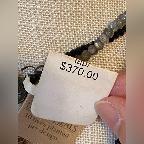 Love Heals Necklace - Picture 12 of 15